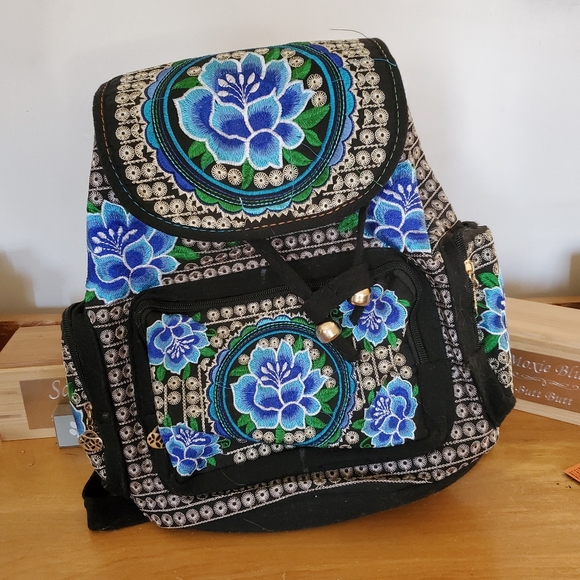 Shoulder bag - Picture 1 of 6